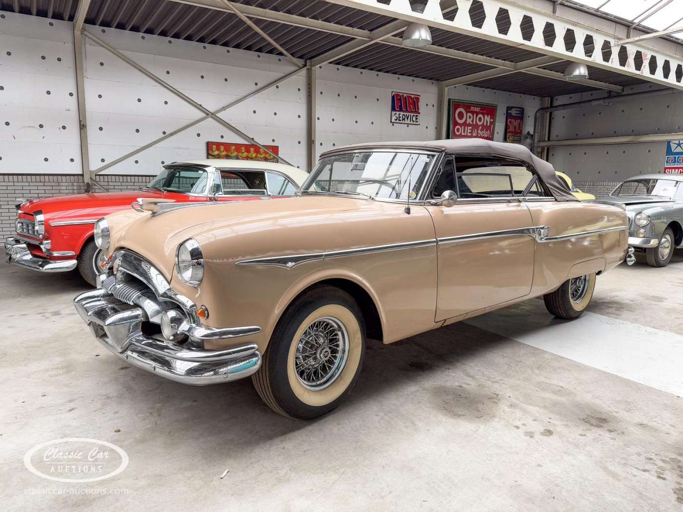Packard Deluxe
