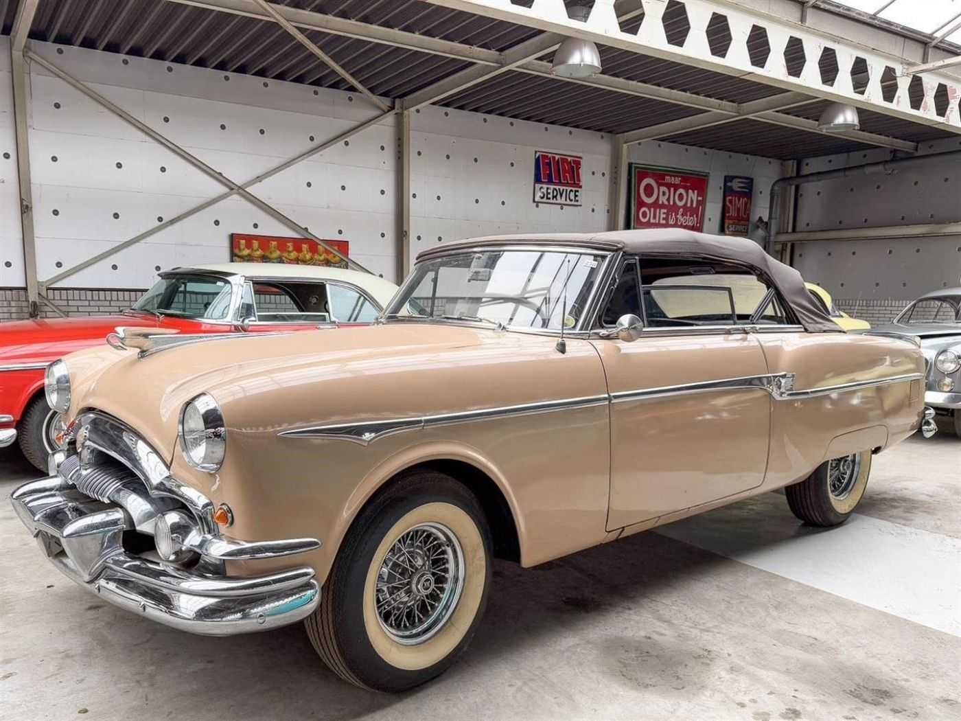 Packard Deluxe
