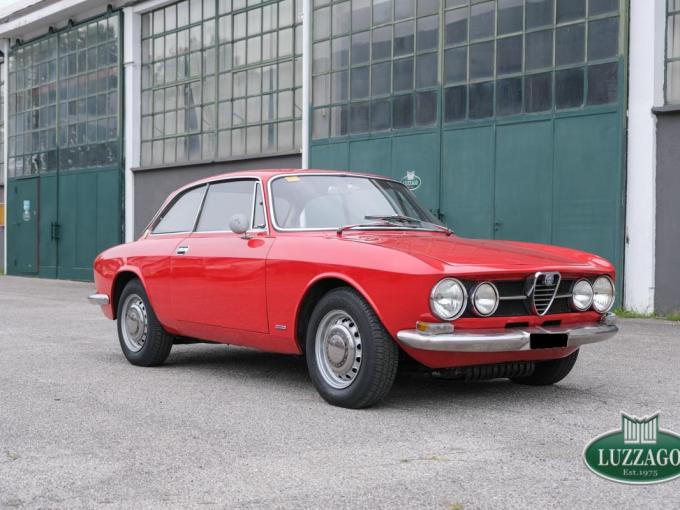 Alfa Roméo Giulia GT 1750 Veloce S1 de 1968