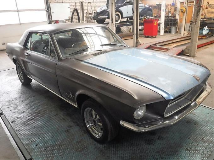 Ford Mustang coupe 289Cu V8   "to restore" de 1968