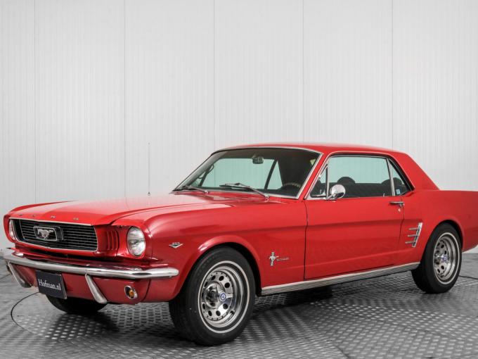 Ford Mustang 289 V8 automatique de 1966