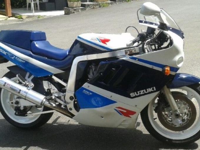 Moto Suzuki 1100 GSXR de 1989