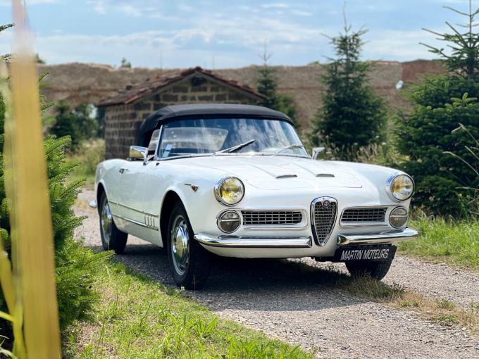 Alfa Roméo 2000 Spider Touring de 1962