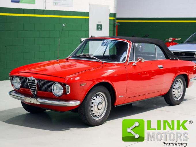 Alfa Roméo Giulia GT C Cabriolet de 1965