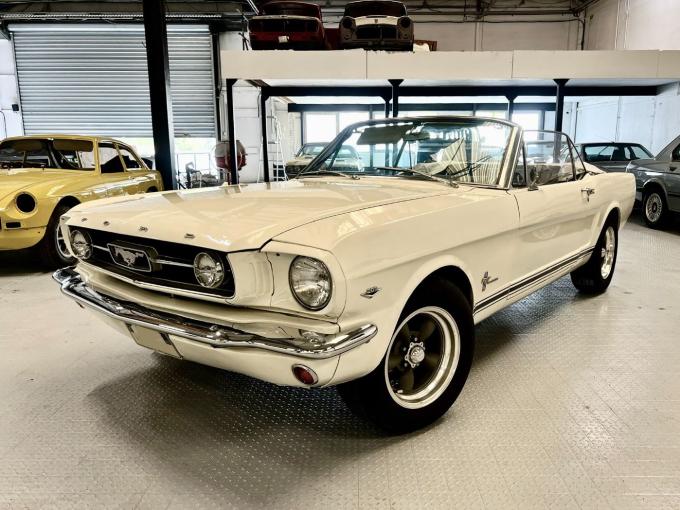 Ford Mustang GT 289 Cabriolet Boite Manuelle 5 Vitesses de 1966