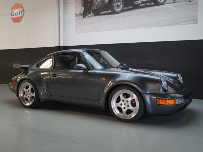 Porsche 964 Carrera 2 Turbo Look de 1990