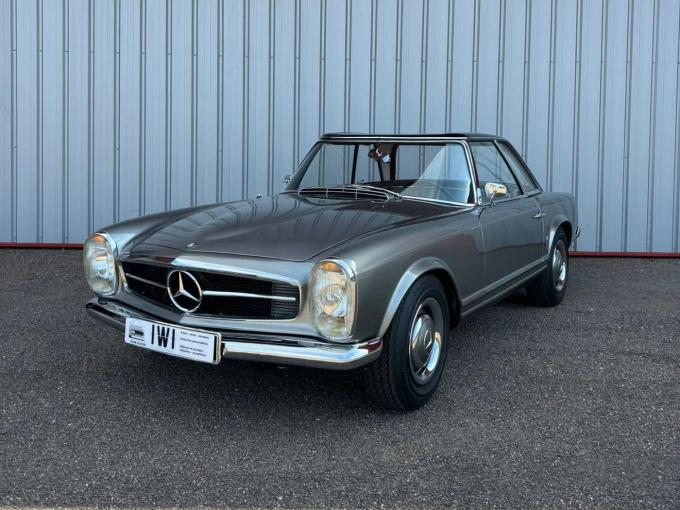 Mercedes-Benz SL 230 Pagode de 1965