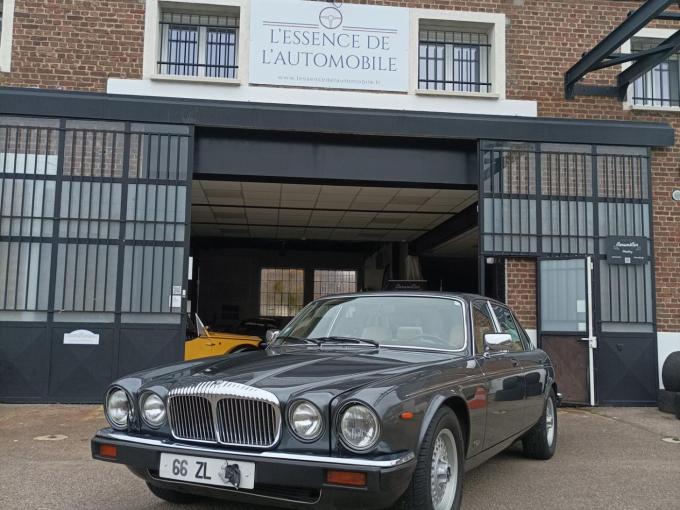 Daimler Double Six V12 5.0 L FRANCAISE 2EME MAIN de 1990