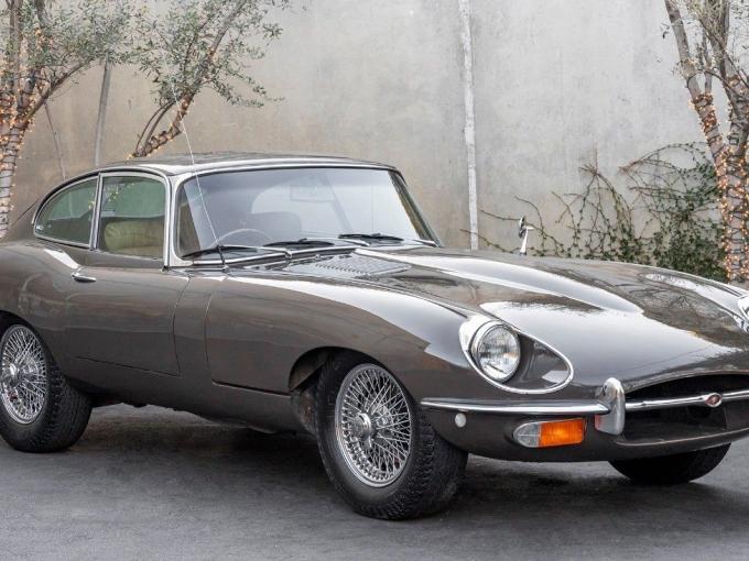 Jaguar Type E  XKE Fixed Head Coupe de 1969