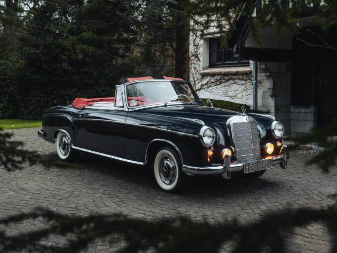 Mercedes-Benz Ponton 220 S cabriolet de 1958