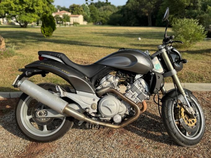 Moto Voxan Roadster 1000 de 2000