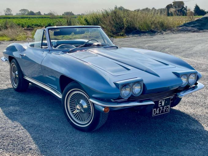 Chevrolet Corvette C2 STING RAY de 1964