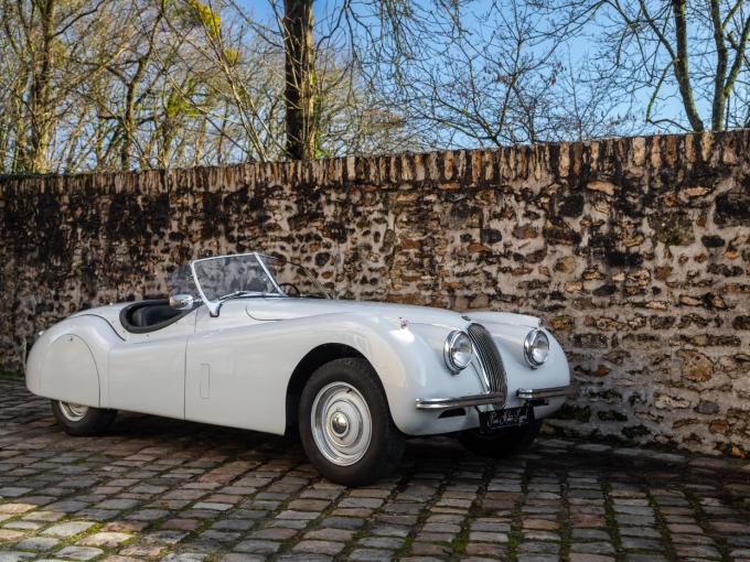 Jaguar Série - XK 120 OTS  de 1954