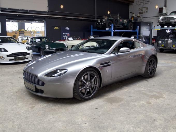 Aston Martin V8 Vantage 4.3 de 2007