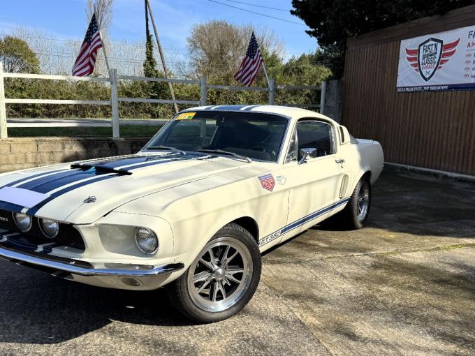 Ford Mustang FASTBACK 1968 CLONE SHELBY 67  de 1968