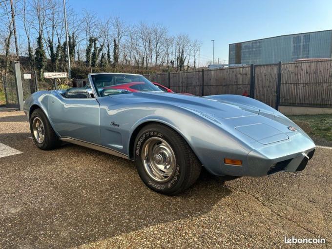 Chevrolet Corvette C3 stingray cabriolet de 1975