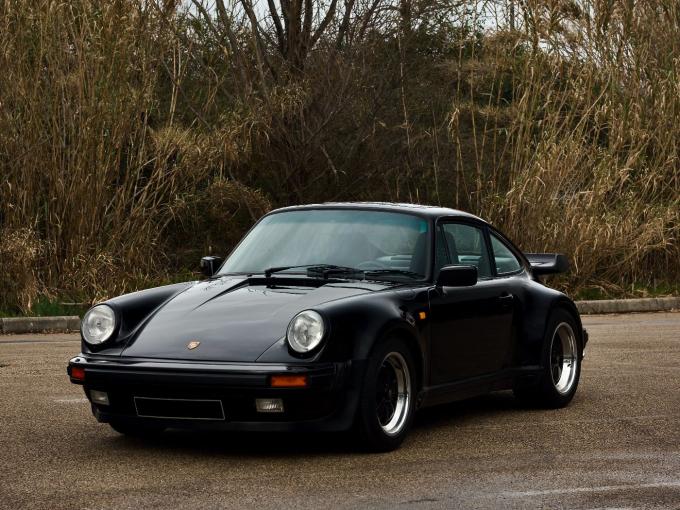 Porsche 930 Turbo 3.3L (BOITE 5 Vitesses) de 1989