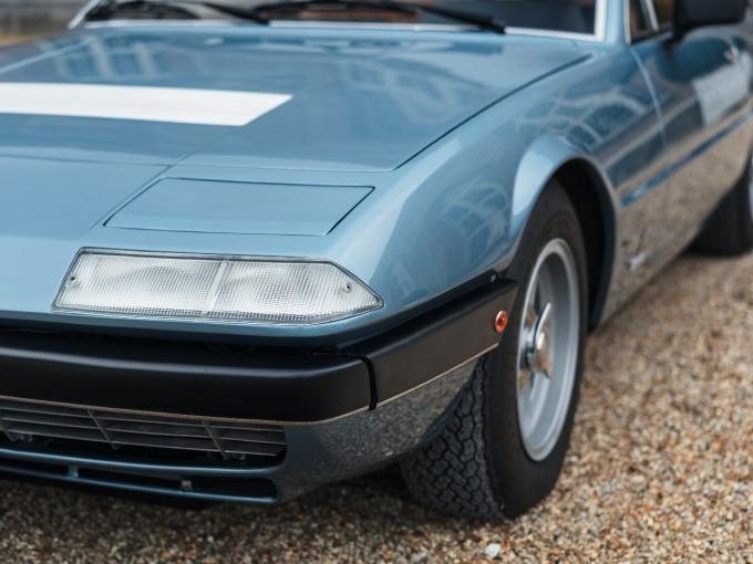 Ferrari 365 GT4 2+2 de 1973