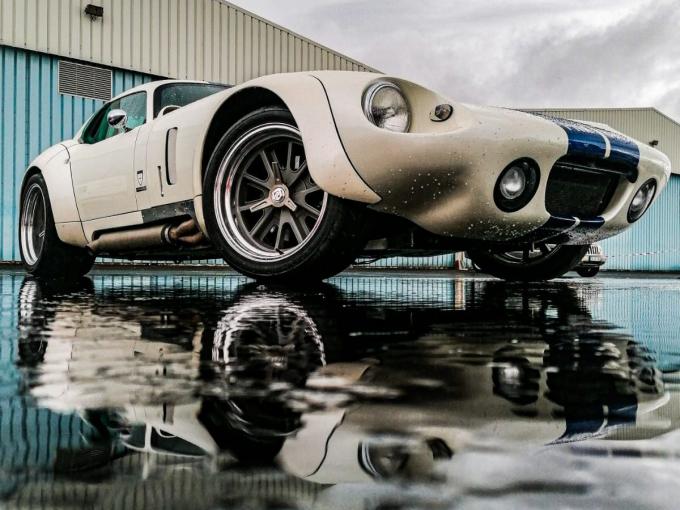 Shelby Daytona SUPERFORMANCE SHELBY DAYTONA de 1965