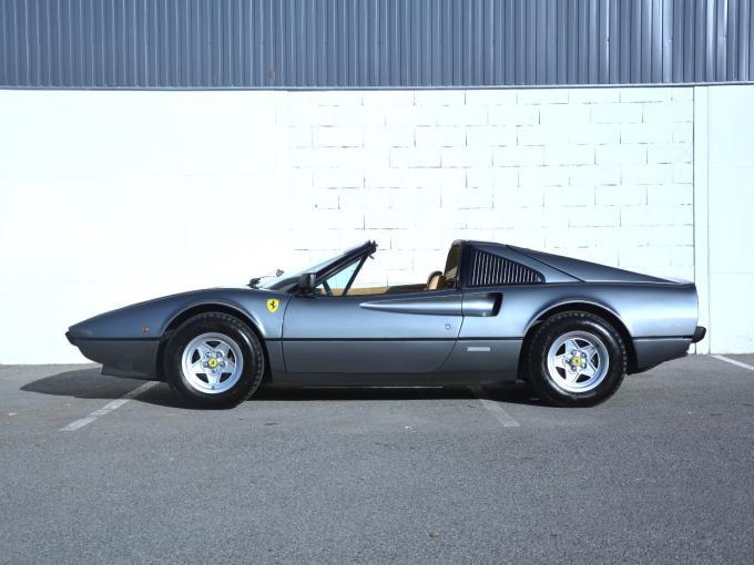 Ferrari 308 GTSI de 1982