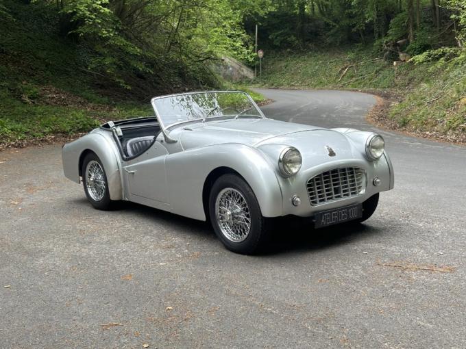 Triumph TR3 Overdrive / Hard-top de 1957