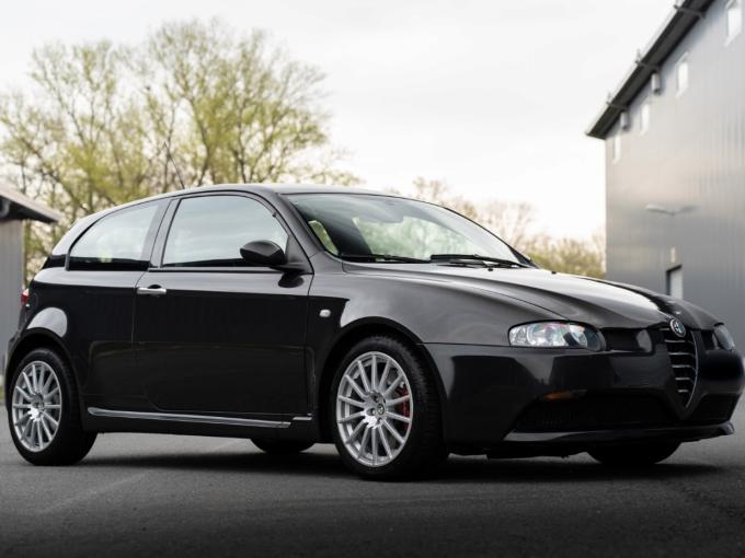 Alfa Roméo 147 GTA 3.2 L de 2005