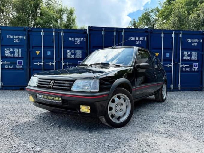 Peugeot 205 1.9L GTI 122  de 1993