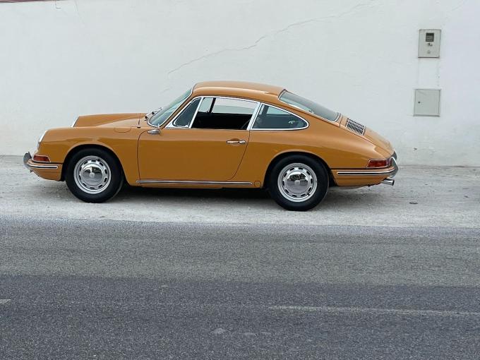 Porsche 911 2.0l   swb  de 1967
