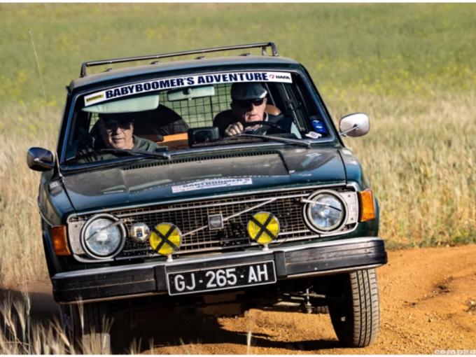 Volvo 144 145 c’est un break. de 1974