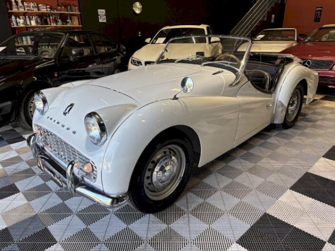 Triumph TR3 B rare version TCF  de 1963