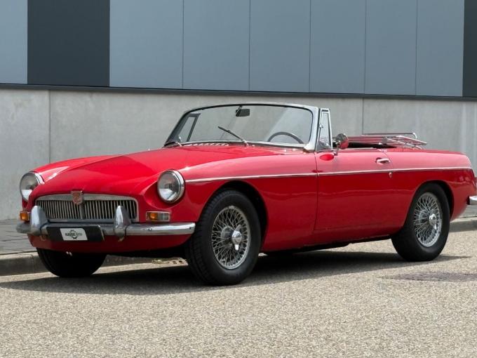 MG B 1800 de 1964