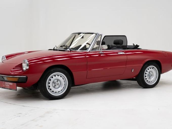 Alfa Roméo 2000 Spider america '81 CH12359 de 1981