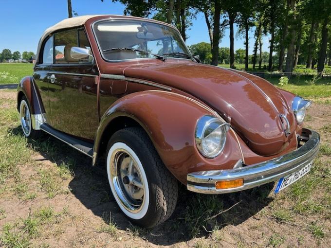 Volkswagen Coccinelle cabrio 1303 de 1978