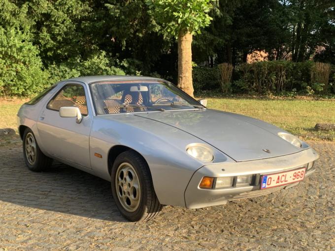 Porsche 928  de 1977