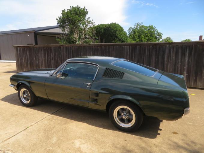 Ford Mustang fastback BULLITT de 1967