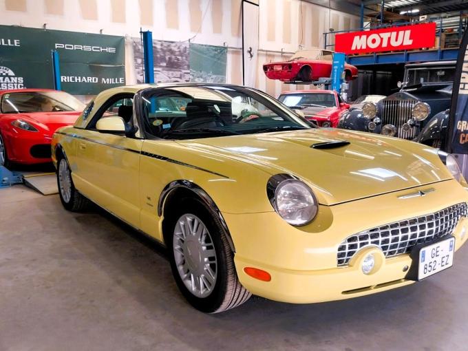 Ford Thunderbird  de 2002