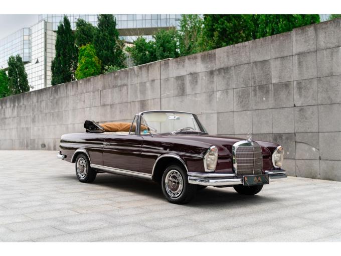 Mercedes-Benz SE 300 Cabriolet de 1964