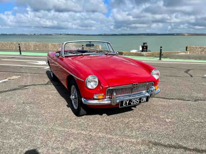 MG B OVERDRIVE de 1973