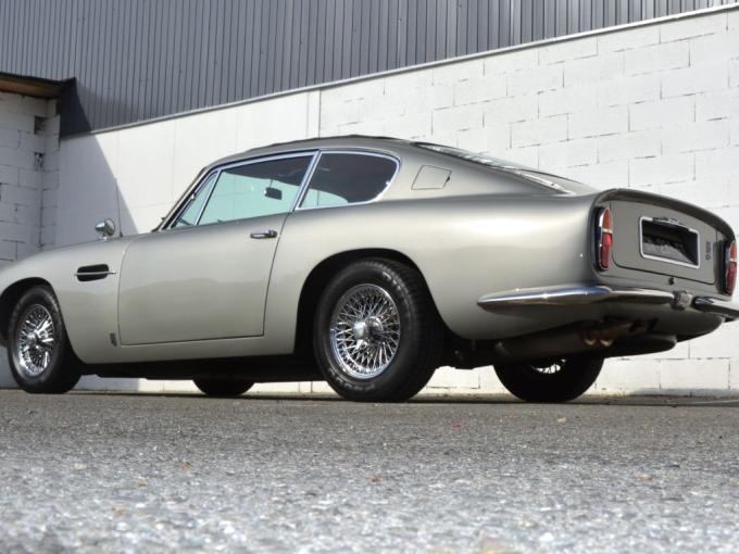 Aston Martin DB 6 Saloon Superleggera de 1969