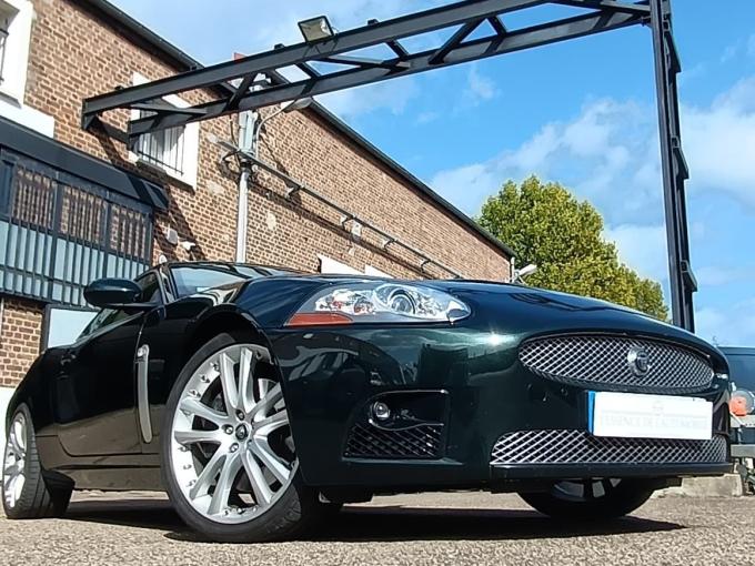 Jaguar XKR coupé 406 ch  de 2009