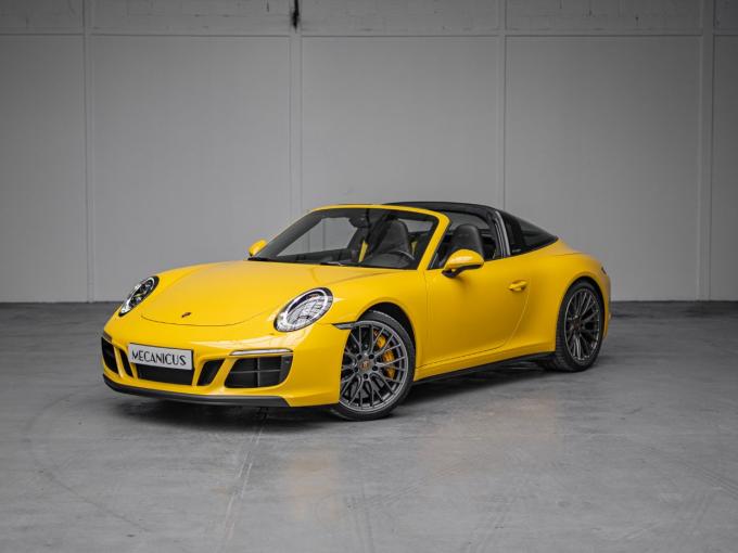 Porsche 991 .2 Targa 4 GTS *Racing yellow* de 2018
