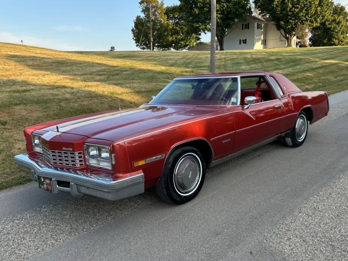 Oldsmobile Toronado Brougham de 1977