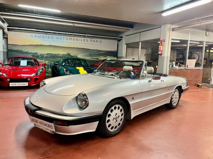 Alfa Roméo Spider II 2.0 L avec Hard Top de 1986