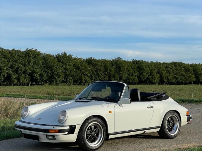 Porsche 911 Carrera 3.2 Cabriolet  de 1985