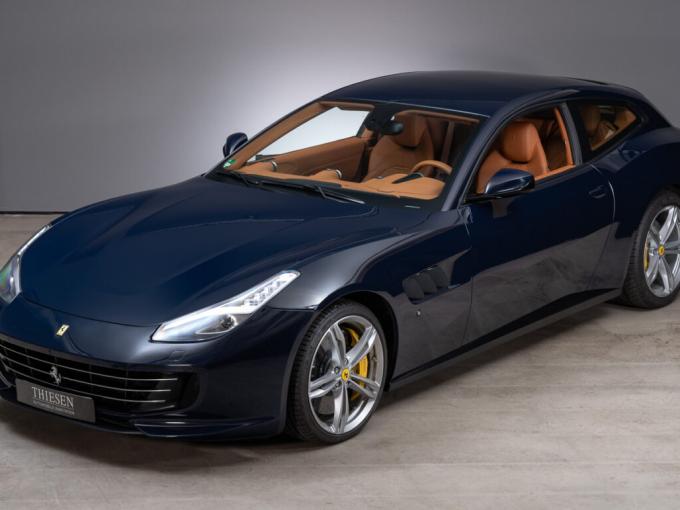 Ferrari GTC4 Lusso de 2017