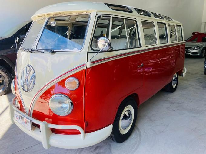 Volkswagen Combi Samba replique de 1972