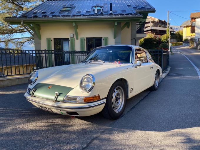 Porsche 911 2 LITRES CUP FIA  de 1966