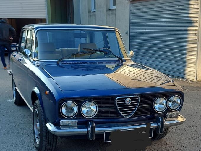 Alfa Roméo 2600 Berlina  de 1975