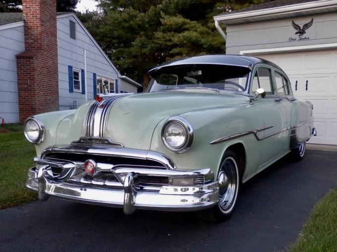 Pontiac Chieftain  de 1953