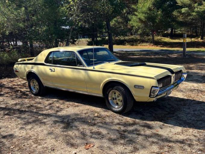 Mercury Cougar V8 302 ci de 1968